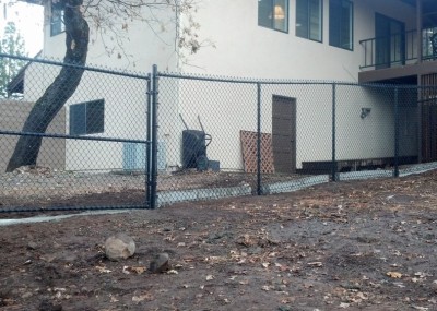 Chain Link Pet Fence